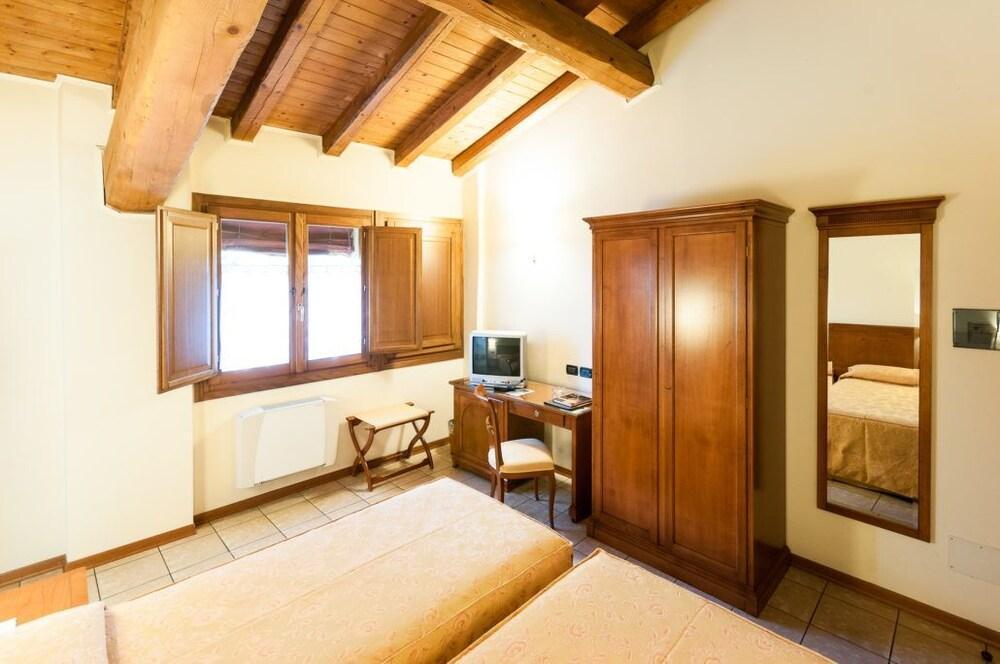 Hotel Fondo Catena Ferrara Kültér fotó